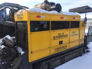 黃(huang)海28噸 (3)