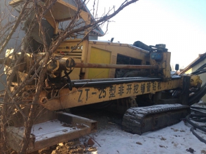 鑽(zuan)通25噸 (4)